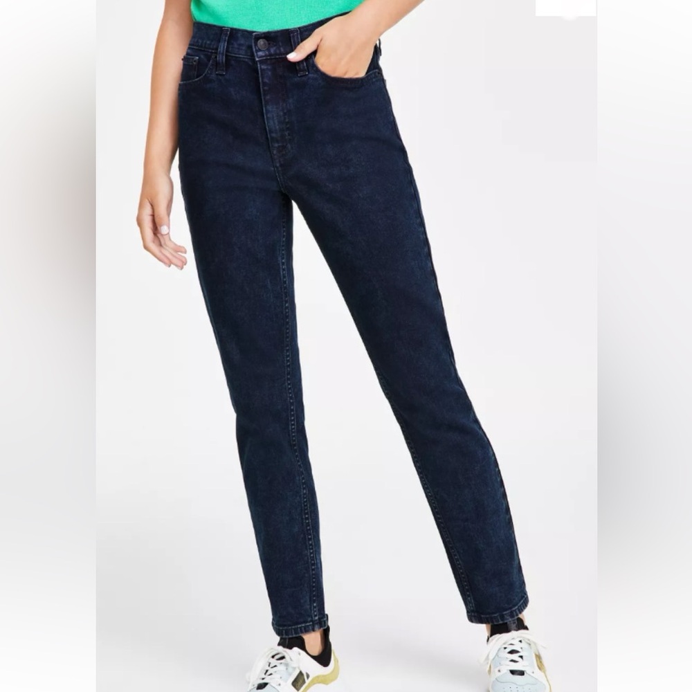 Calvin Klein high rise, slim jeans, size 26, NWT.